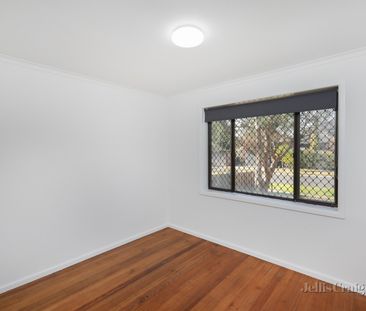 10 Belmar Avenue, Altona - Photo 4