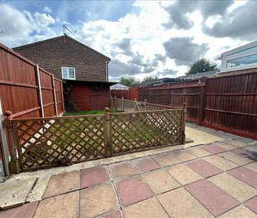 3 bedroom terraced house to rent - Photo 2