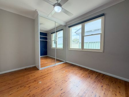 3 Bedroom Family Home - Photo 3