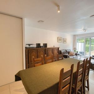 Appartement te huur in Eeklo voor € 850 met 1 slaapkamer - foto 2