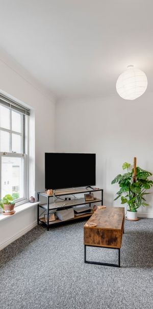 Cavendish Road, London, NW6 - Photo 1