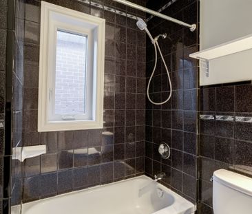 For Lease - 94 Wallace Avenue Unit# 2nd Flr, 2 bdrm + Den/Din, Toro... - Photo 4