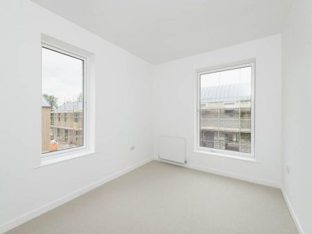 5 bedroom detached house to rent - Photo 5