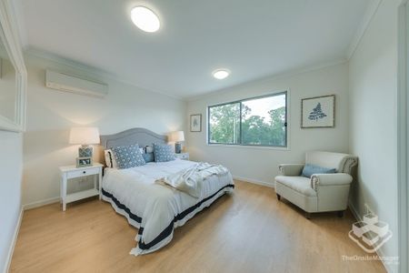 Contemporary Comfort & Low-Maintenance Living - Photo 5