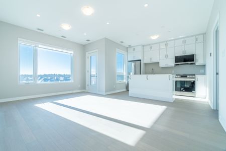 For Lease - 3265 Carding Mill Trail Unit# 421, Oakville, Ontario - Photo 3