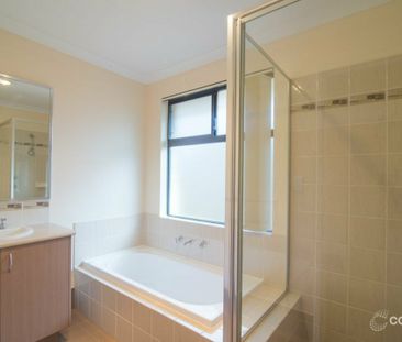 BREAK LEASE - Modern Family Comfort in a Prime Southern River Location - Photo 3