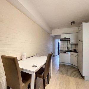 Appartement te huur in Tournai voor € 510 met 1 slaapkamer - Photo 2