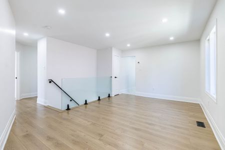 For Lease - 74 Pinebrook Circle, Caledon, Ontario - Photo 2