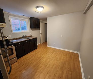 For Lease - 4250 Jefton Crescent Unit# Basement, Mississauga, Ontario - Photo 5