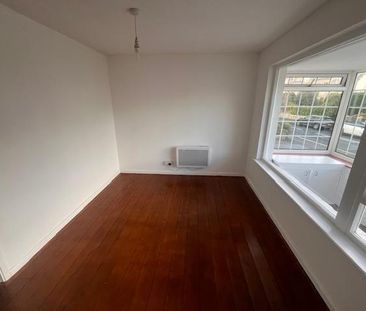 1 bedroom bungalow to rent - Photo 2