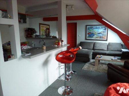 Place Charles de Gaulle Appartement de Type 2 au 2ème étage - Photo 5