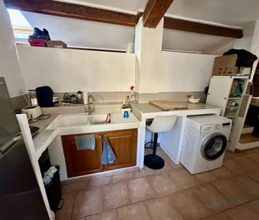 Location Appartement 1 pièce 34m² LE BEAUSSET 83330 - Photo 2