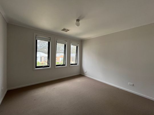 Modern Adelaide Hills Living - Photo 1