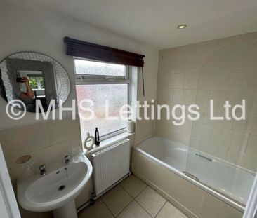 6 Bedroom Mid Terraced House for rent in Ash Gardens - Photo 5