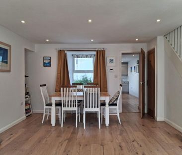 3 bedroom terraced house to rent - Photo 4