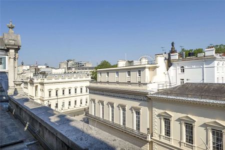 An Excellently Presented One-Bedroom Apartment in the Heart of St. James's. - Photo 2