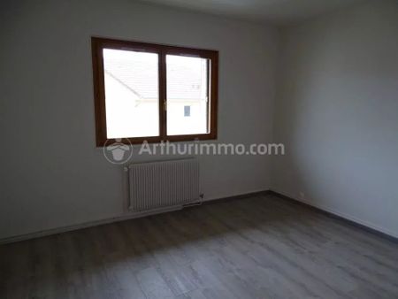 Location Appartement 3 pièces 70 m2 à Seloncourt - Photo 2