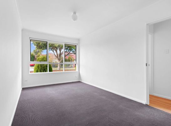 LOVELY 2 BEDROOM UNIT - Photo 1