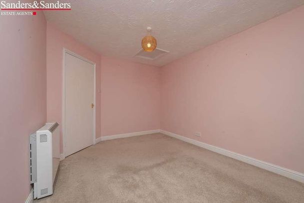 Corinthian Court, Alcester, B49 - Photo 1