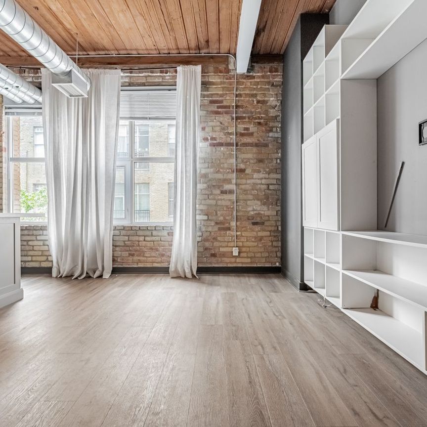 For Lease - 955 Queen Street Unit# 421, Toronto, Ontario - Photo 1