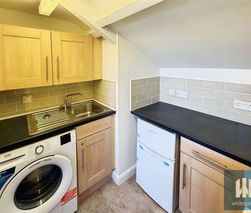 1 bedroom penthouse to rent - Photo 5