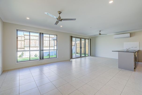 18 Angus Court, Park Ridge QLD 4125 - House For Rent | Domain - Photo 1