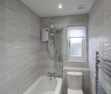 3 bedroom semi-detached house to rent - Photo 5