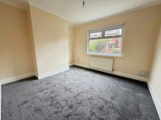 3 bedroom House To Let Total Size: 1098 SQ FT - Photo 1