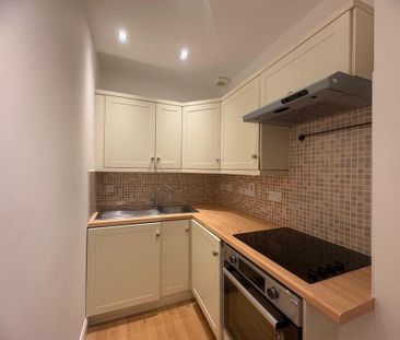 1 bedroom ground floor flat to rent - Photo 6