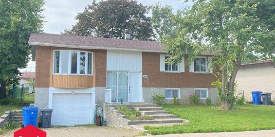 Maison Saint-Hubert (Longueuil) À Louer - Photo 3