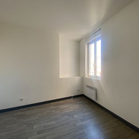 RUE DE LA COURTINE, Hyper-centre-ville, Beau T2 de 48m² avec cuisine équipée ! - Photo 3