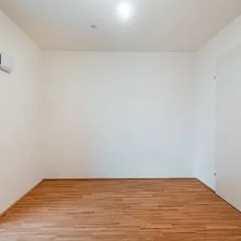 2- Zimmer Wohnung mit Balkon im Palais Rosé: Stilvolles Wohnen in bester Innenstadtlage - Foto 2
