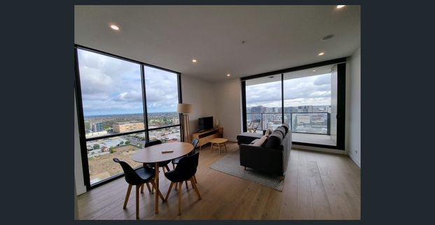 LIVE LIFE ABOVE THE CITY OF ADELAIDE! - FULLY FURNISHED - Photo 1