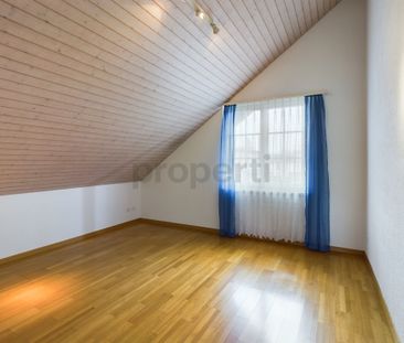Luxurious 2.5 room attic apartment in Niederlenz AG - Foto 3