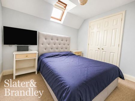 1 bedroom penthouse to rent - Photo 2