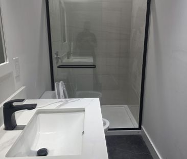 For Lease - 247 Alderbrae Avenue Unit# Garden Suite, Toronto, Ontario - Photo 5