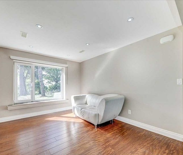 For Lease - 9 Redland Crescent Unit# (Main Floor Nanny Suite), Toro... - Photo 2