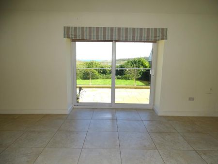 3 bedroom semi-detached bungalow to rent - Photo 4