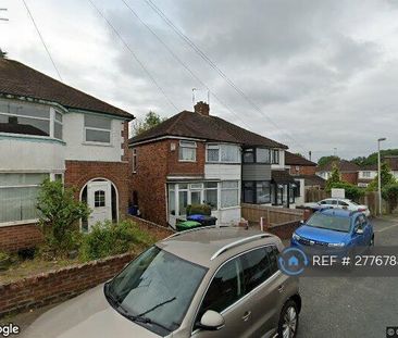 1 bedroom in a house share to rent - Photo 2