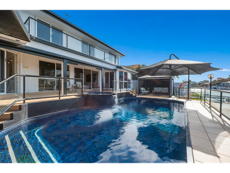 59 Pebble Beach Drive, Runaway Bay QLD 4216 - House For Rent - $2,200 | Domain - Photo 3