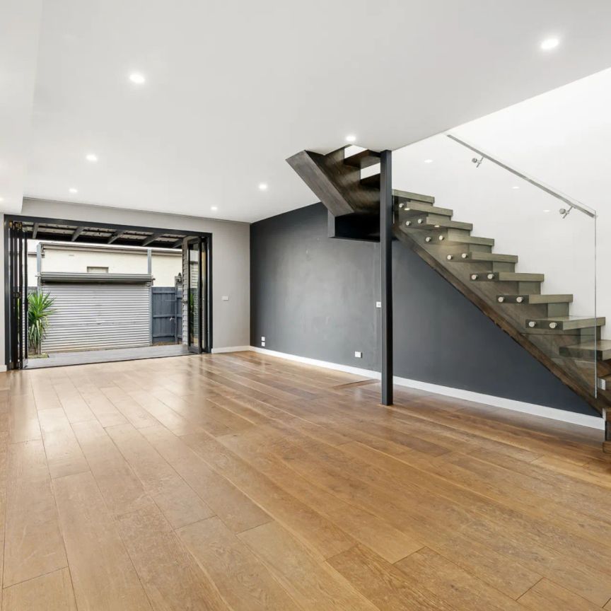 Family Home in Ideal Location - Photo 1