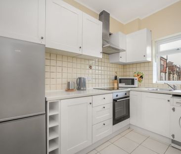 Northfield Avenue - Photo 5