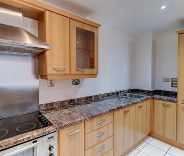 2 bedroom apartment to rent - Photo 4
