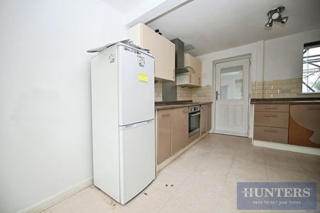 2 bedroom House To Let - Photo 4