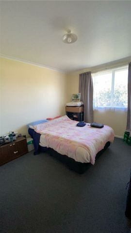 Tidy home on Fairmont - Photo 3