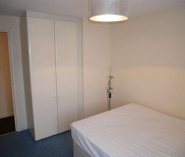 Wenlock Gardens, London, NW4 - Photo 4