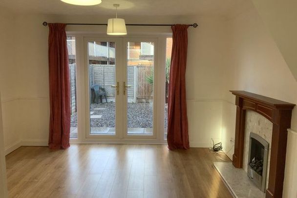 2 bedroom Terraced house to rent in Off Barrs Court Road HR1 - Photo 1