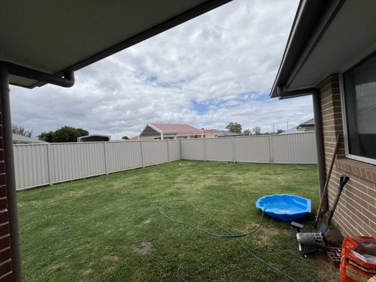KOOLKAN DUPLEX BUILT 2023! - Photo 1