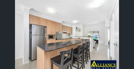 Beautifully Maintained Family Home - Photo 5