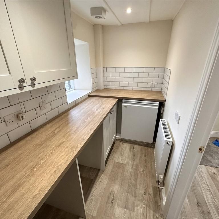3 bedroom terraced house to rent - Photo 1